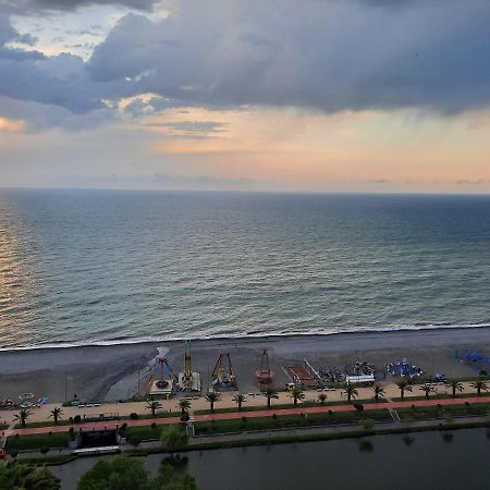 The Best Beach Aparthotel Orbi City Batumi Eksteriør billede